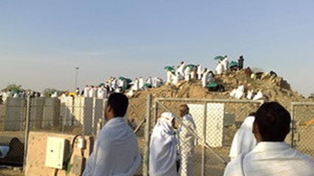 Wukuf Adalah Rukun Haji Berdiam Diri di Padang Arafah, Pahami Pengertian dan Tata Cara Pelaksanaannya