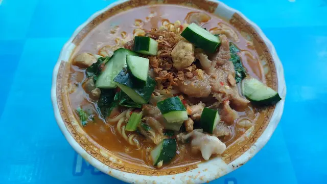 Warung Makan di Gondangdia yang Viral Usai Didatangi Tzuyang