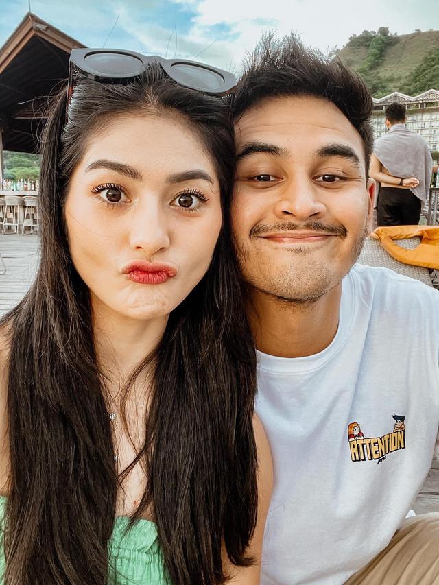 Jadi Tempat Favorit, Ini 7 Momen Liburan Debi Sagita Ke Labuan Bajo