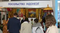 KBRI Kiev turut serta dalam pameran wisata internasional Ukraine International Travel Market (UITM) 2016 untuk mempromosikan pariwisata yang ada di Indonesia (KBRI Kiev)