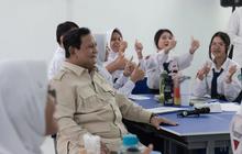 Di Hadapan Para Guru, Prabowo Beri Pertanyaan Mendadak ke Dua Menteri soal Renovasi Sekolah