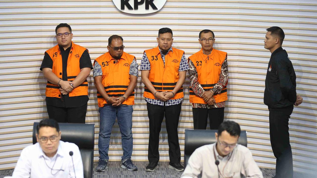 FOTO:  Kasus Dana Hibah APBD Jatim, KPK Resmi Jerat 4 Tersangka