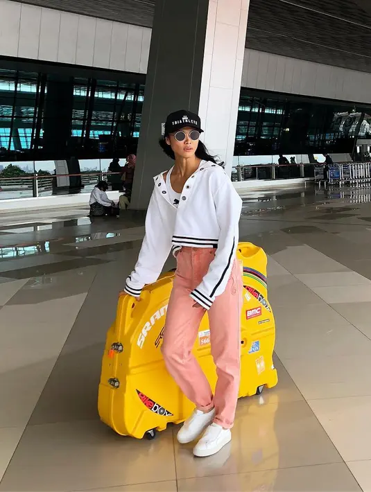 (Instagram/kelly_tandiono)