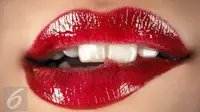 Bingung saat memilih lipstik merah? Intio 5 jenis lipstik berikut yang bisa jadi Andalan Anda mempercantik bibir. (Foto: Istockphoto)