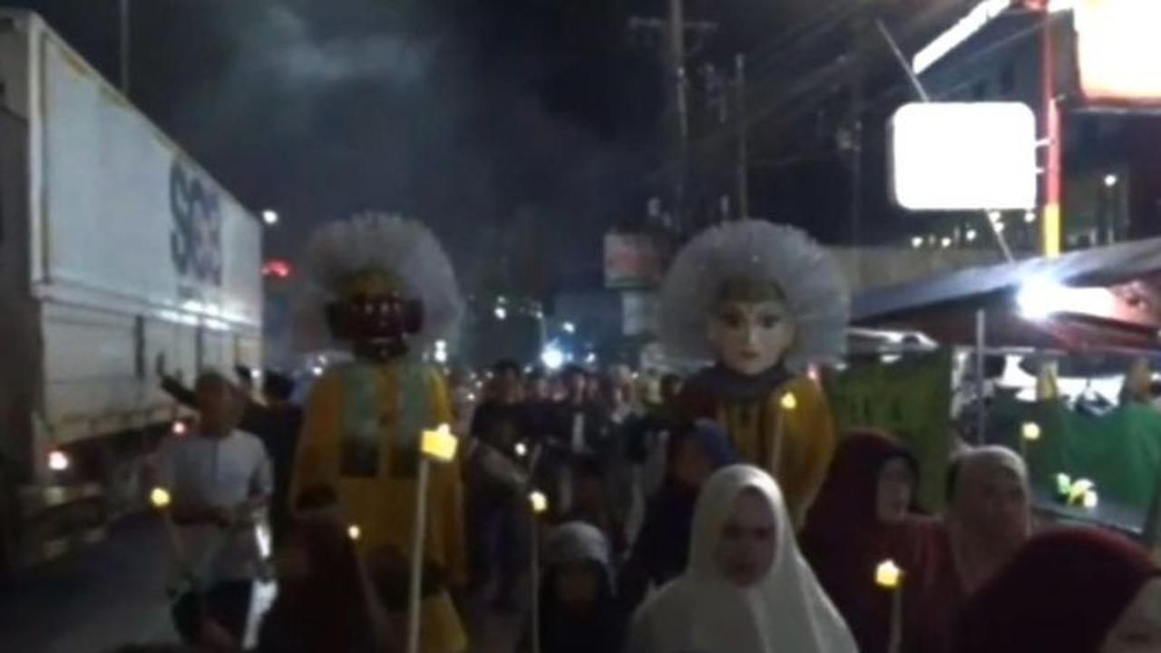 Ondel-ondel Meriahkan Pawai Tarhib Ramadhan di Cikarang, Sambut Bulan Suci Penuh Sukacita
