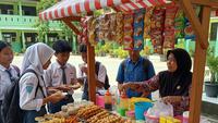 Warung Jajanan Anak Sekolah, Modal, Barang & Strateginya, Lengkap Penjelasan