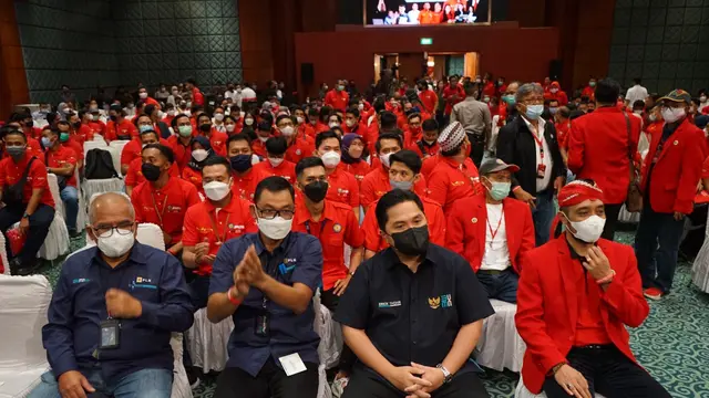 Menteri BUMN Erick Thohir kembali mendatangi Kantor Pusat PT PLN (Persero), pada Kamis 7 April 2022. Foto: PLN