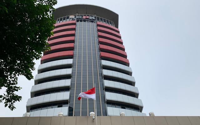 3. KPK Operasi Tangkap Tangan, Gubernur Riau Dikabarkan Ditangkap