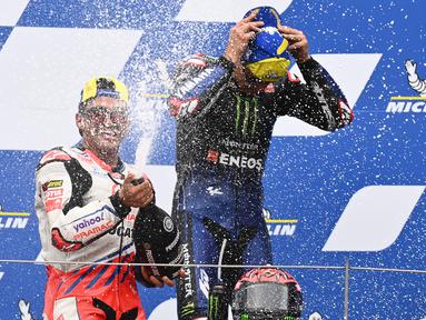 Pembalap tim Pramac Ducati, Jorge Martin menjadi juara dalam balapan MotoGP Styria 2021 di Sirkuit Red Bull Ring, Spielberg, Austria, Minggu (8/8/2021). Balapan sempat dihentikan pada lap ketiga saat terjadi tabrakan antara Lorenzo Savadori dan Dani Pedrosa. (Foto: AFP/Joe Klamar)