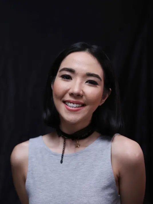 Dalam dunia akting, Gisel mengaku masih banyak belajar dari para senior dan suaminya. Apalagi keterlibatannya dalam sebuah film. Ia mengakui bahwa belajar dari nol. (Nurwahyunan/Bintang.com)