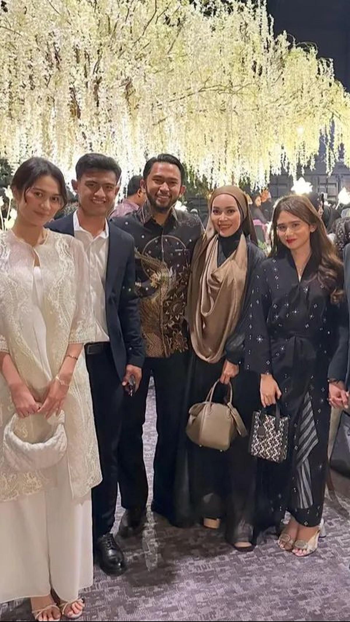 Tissa Biani turut membagikan momen dengan Arhan dan Azizah.