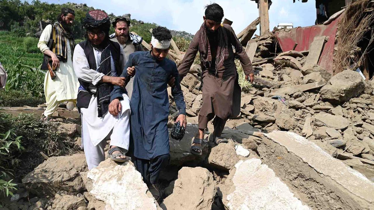 FOTO: Korban Gempa Afghanistan Timur Tembus 1.124 Jiwa, Ribuan Rumah Hancur