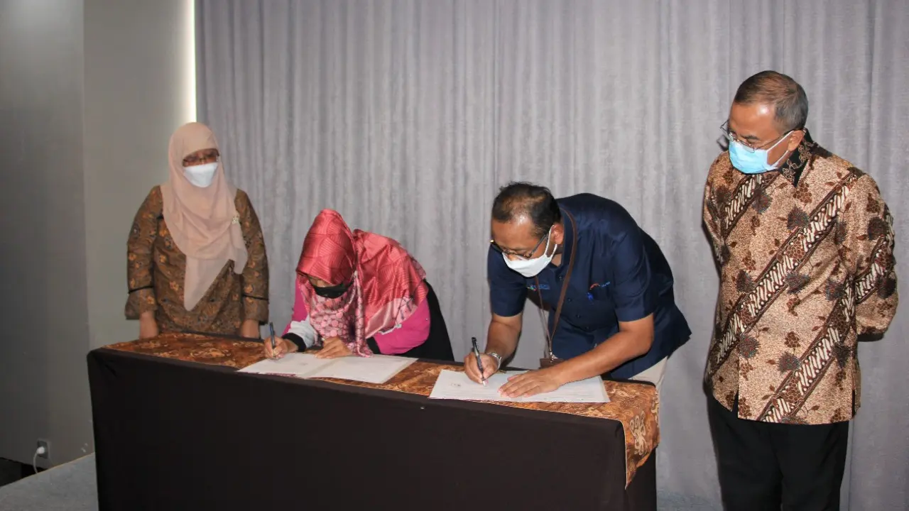 PT Pupuk Kalimantan Timur (Pupuk Kaltim/PKT) tandatangani komitmen pengembangan UMKM