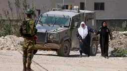 Militer Israel terus melanjutkan operasinya di wilayah Tulkarem, Tepi Barat yang diduduki. (Jaafar ASHTIYEH/AFP)
