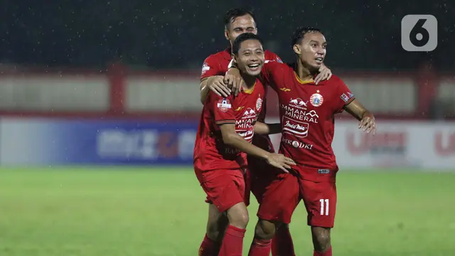 Salam Siku Akhiri Duel Keras Bhayangkara FC dan Persija