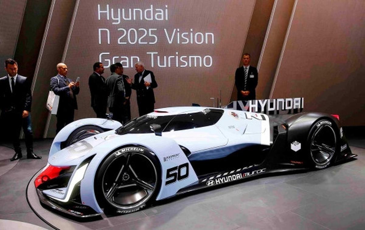Ini dia mobil terkeren dan termewah di Frankfurt Motor Show 2015