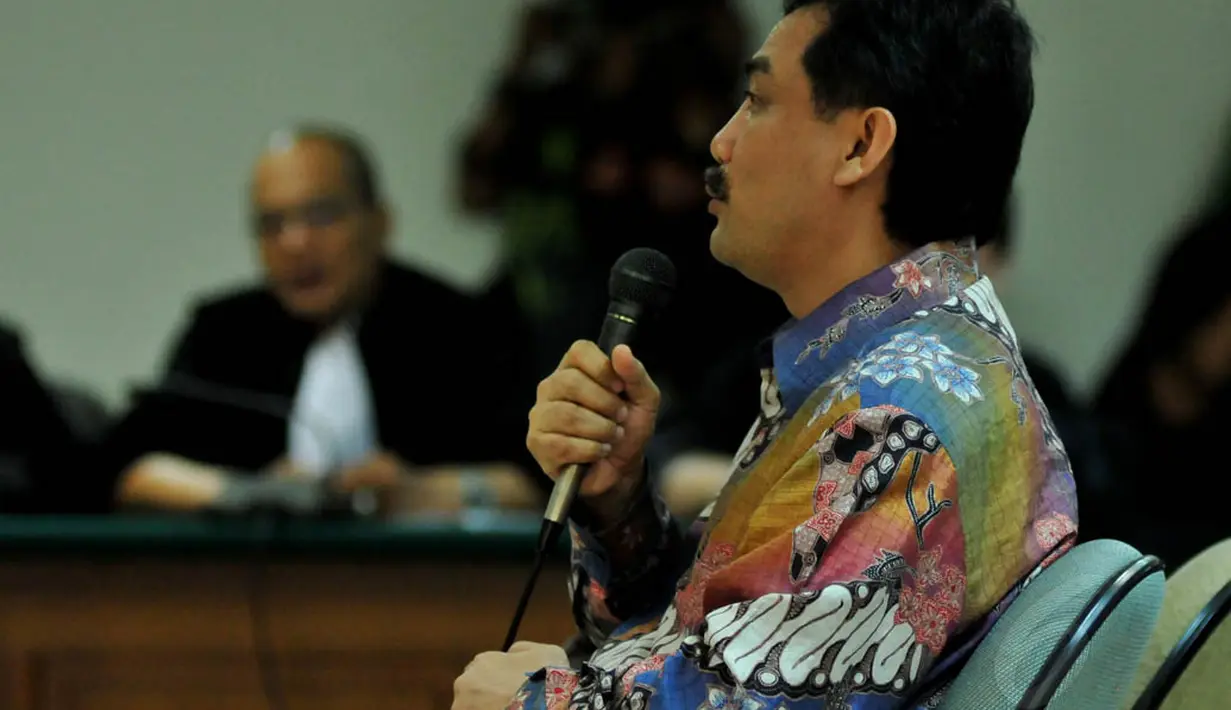 Mendengar putusan majlis hakim, Andi Mallarangeng menyatakan banding atas vonis yang diberikan majelis hakim Pengadilan Tindak Pidana Korupsi. (Liputan6.com/Johan Tallo)