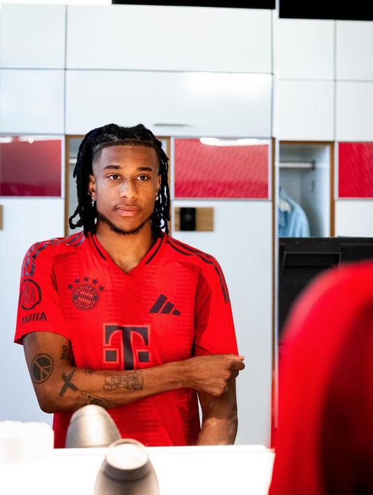 Sebelumnya, pemain 22 tahun itu sudah selesai menjalani tes medis. (FOTO: instagram.com/m.olise/)