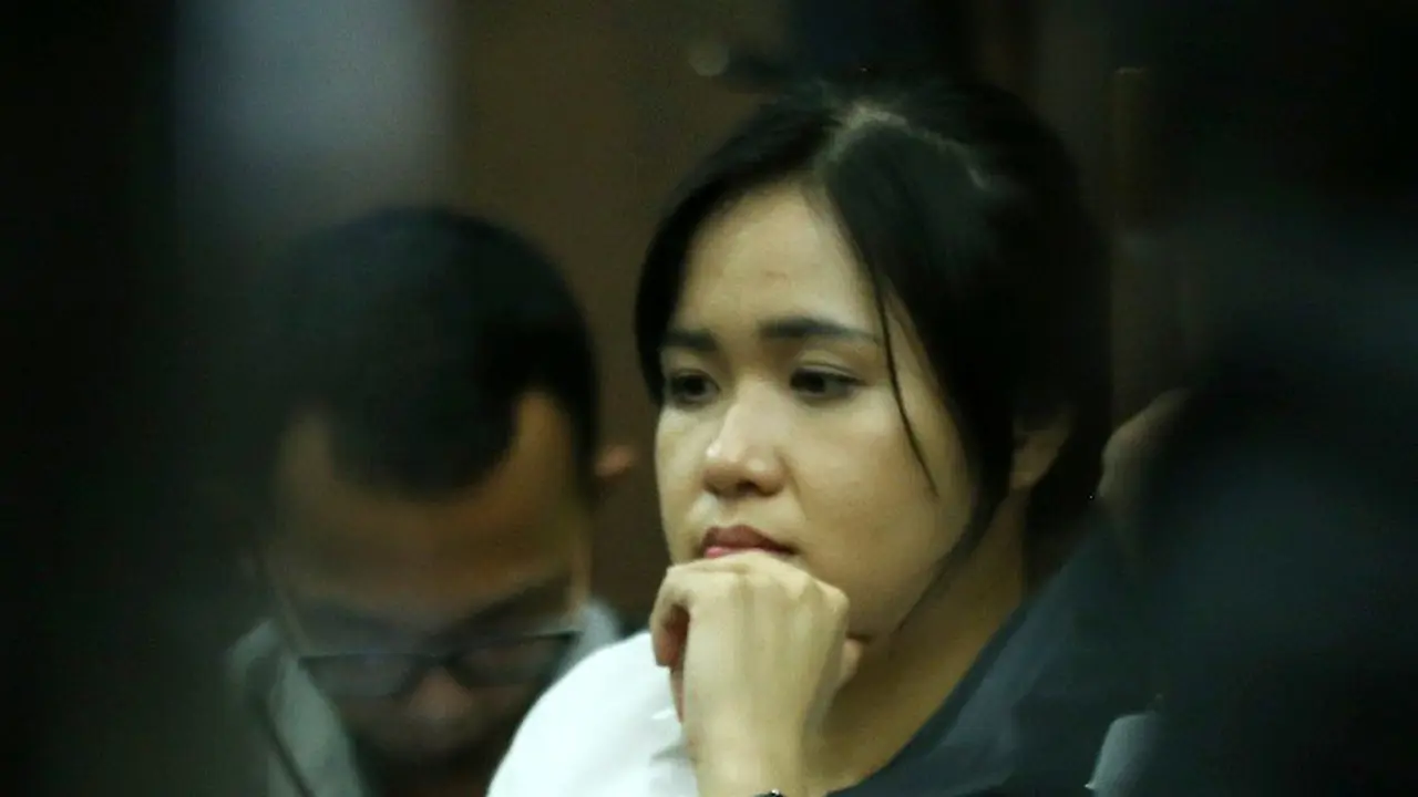 [Bintang] Saksi Ahli Digital Forensik : Tangan Jessica Mirip Nenek Lampir