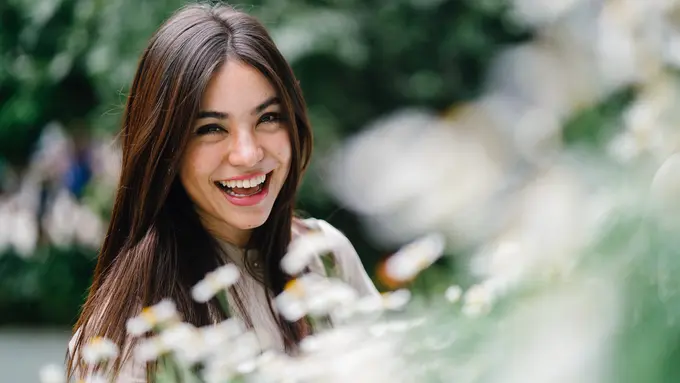 wanita desember muda 2026