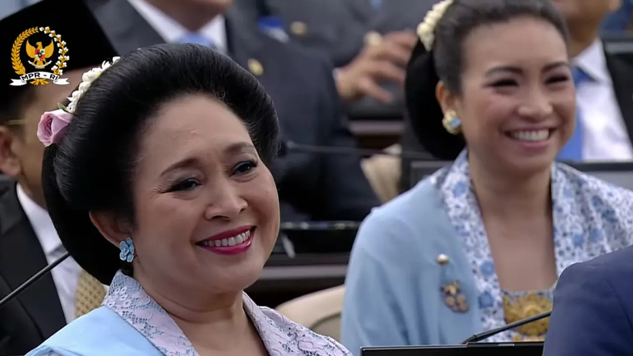 Titiek Soeharto Hadir di Pelantikan Prabowo-Gibran