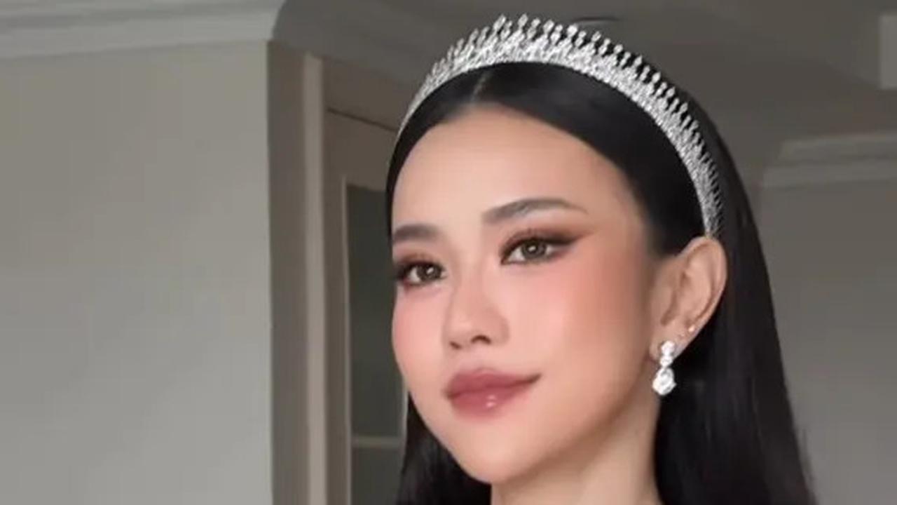 Intip 3 Gaun Putih Jessica Jane saat Dinikahi Erwin Phang, Tampil Mewah Bak Princess
