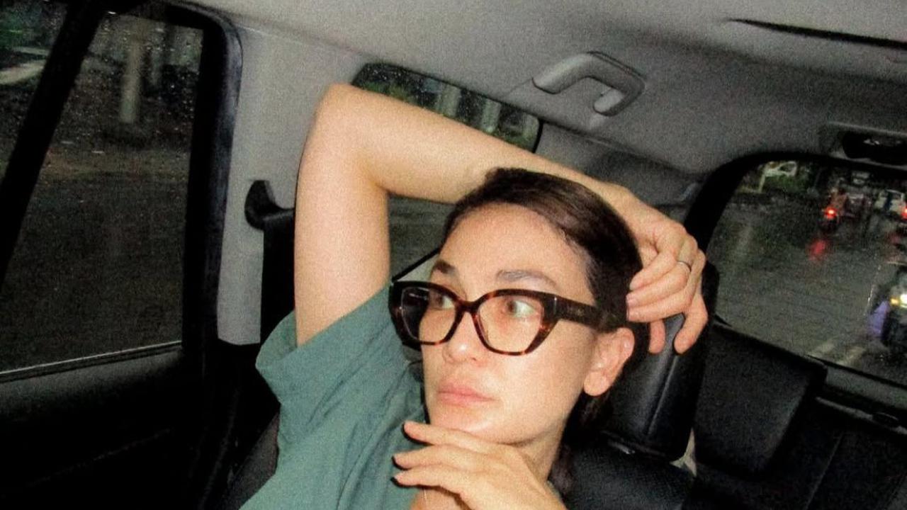 6 Potret Momen Langka, Luna Maya Tampil Tanpa Makeup dan Tetap Memesona