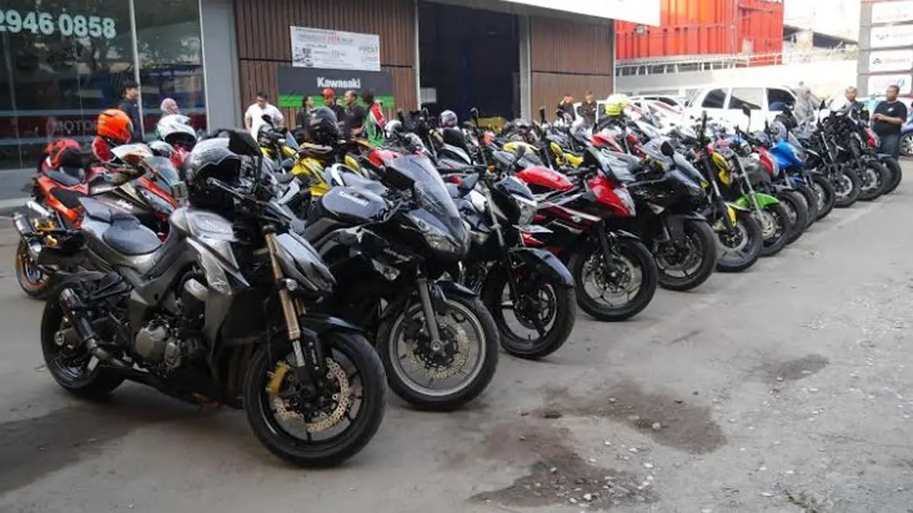 Serunya Touring Bersama Motorave Riders Club