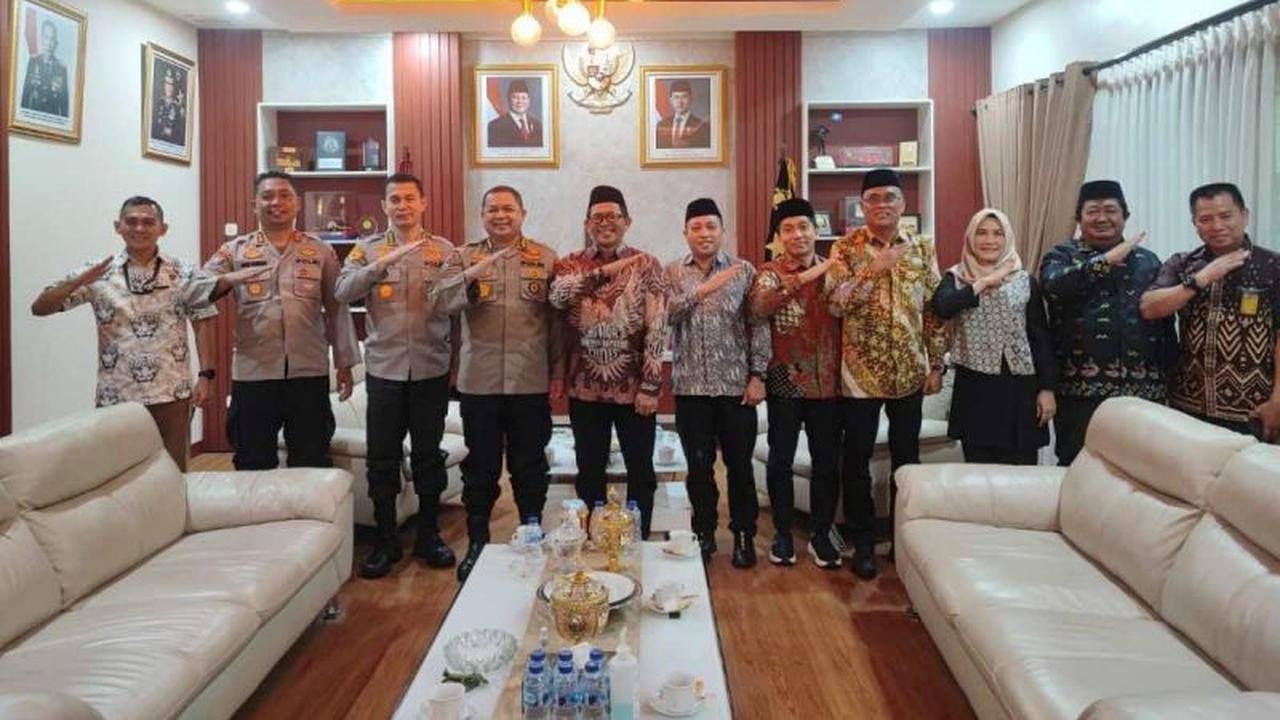Kemenhaj Sulsel Jajaki Kerja Sama Haji Sulsel dengan Polda Jelang Operasional 2026