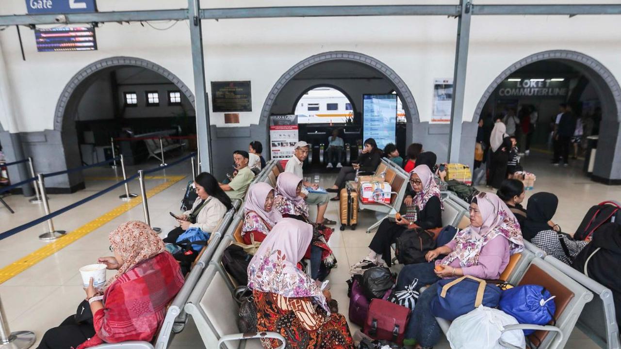Jumlah tersebut sudah termasuk dengan KA tambahan yang akan dioperasikan pada masa Angkutan Lebaran Tahun 2024.