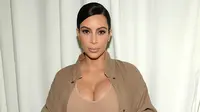 Kim Kardashian (instagram)