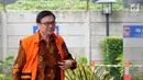 Direktur Operasional Lippo Group Billy Sindoro tiba di Gedung KPK, Jakarta, Jumat (30/11). Billy diperiksa sebagai tersangka terkait dugaan suap terhadap Bupati Bekasi Neneng Hasanah Yasin. (Merdeka.com/Dwi Narwoko)