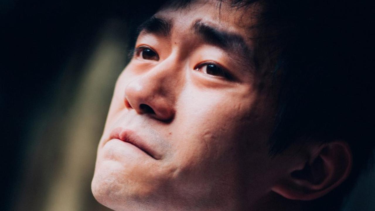 8 Potret Jackson Yee, Memerankan Disabilitas dengan Totalitas di 'BIG WORLD', Ternyata Ganteng Banget