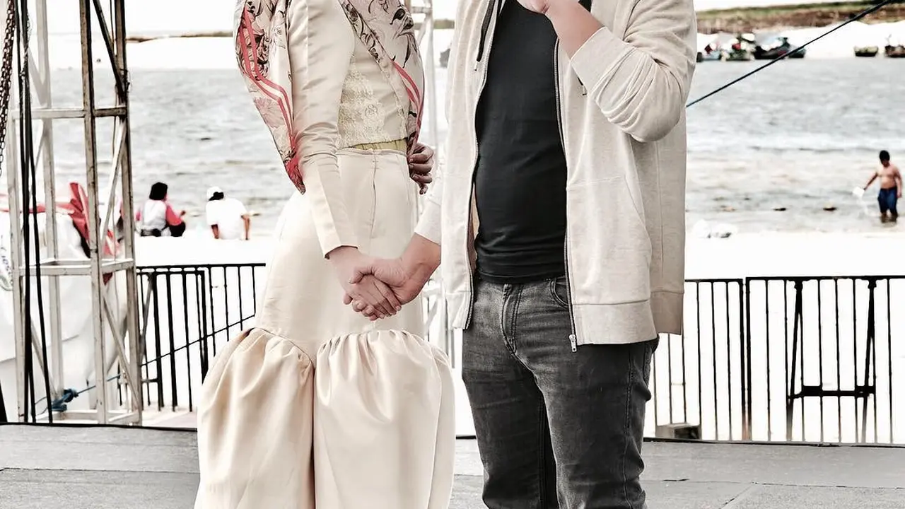 [Bintang] Angel Lelga dan Vicky Prasetyo