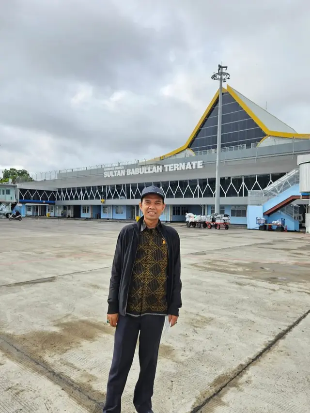 Ustaz Abdul Somad (credit: https://www.instagram.com/ustadzabdulsomad_official/)