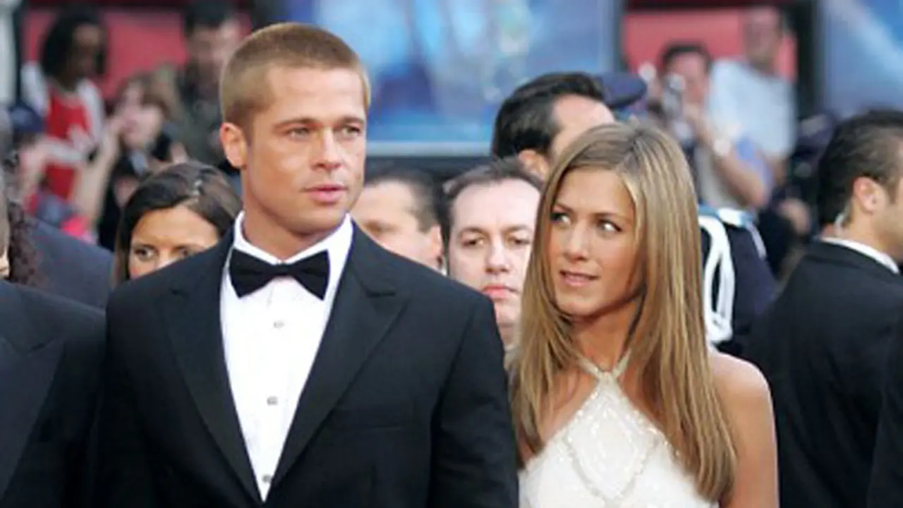 [Bintang] Jennifer Aniston dan Brad Pitt