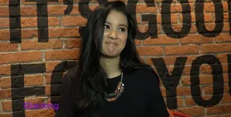 Marcella Zalianty terlihat kurus saat hadir di sebuah acara. Ia mengaku sedang menjalankan diet dan belum memenuhi target. Marcella mencoba untuk seimbang antara olahraga dan pola makan.