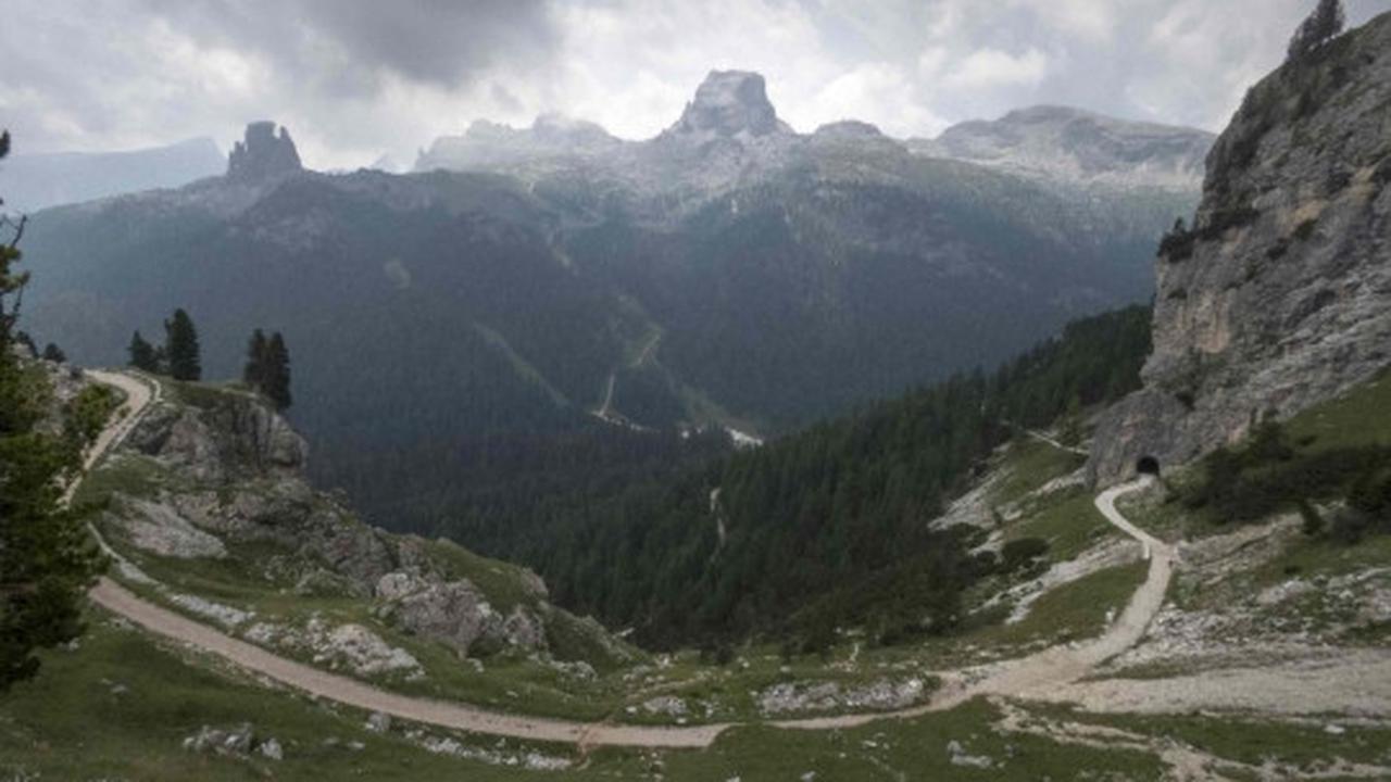 Mengunjungi Dolomite, pegunungan terindah di dunia versi UNESCO