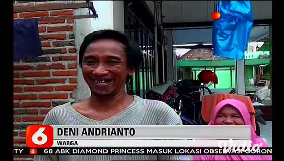 VIDEO: Warga Desa Cemandi Sidoarjo Terbiasa Menolong Penerjun Payung Nyasar