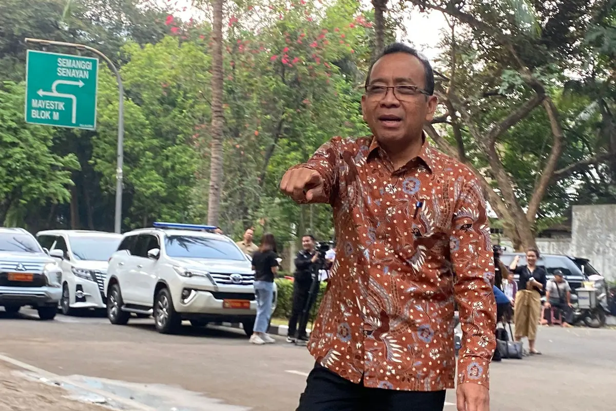 Menteri Sekretaris Negara Pratikno menghadap Presiden Terpilih Prabowo Subianto di Kediaman Kertanegara, Jakarta Selatan, pada Senin (14/10/2024).