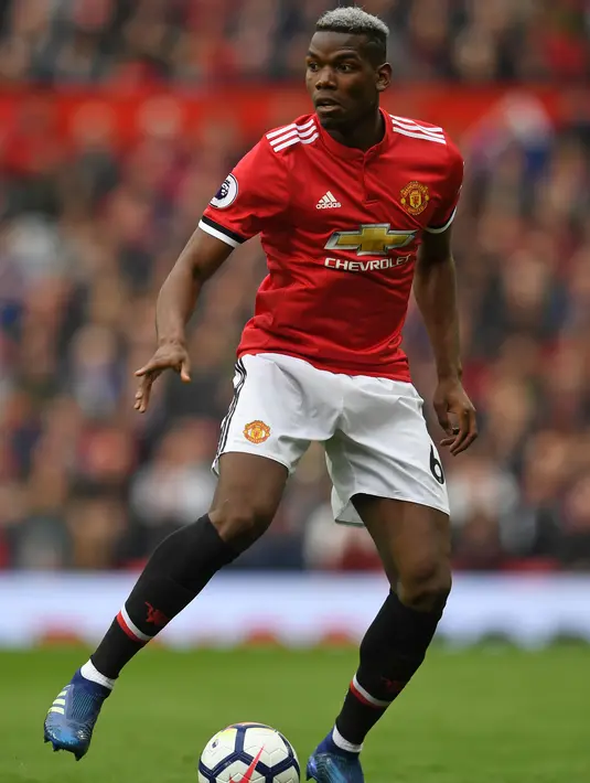 Penampilan apiknya bersama Juventus membuatnya ditransfer kembali ke Manchester United dan sempat dilabeli sebagai pesepak bola termahal di dunia. (AFP/Paul Ellis)