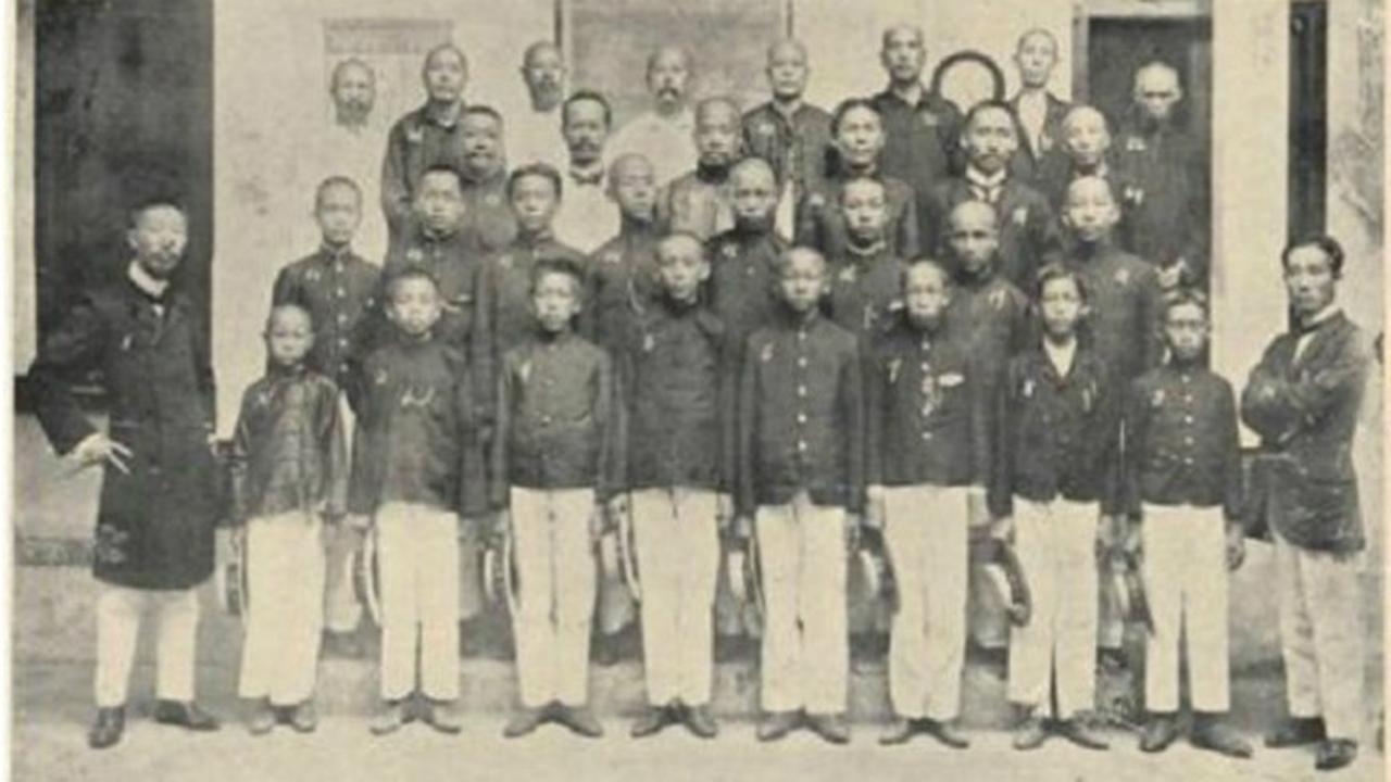 Perkumpulan Tiong Hoa Hwe Koan di Padang