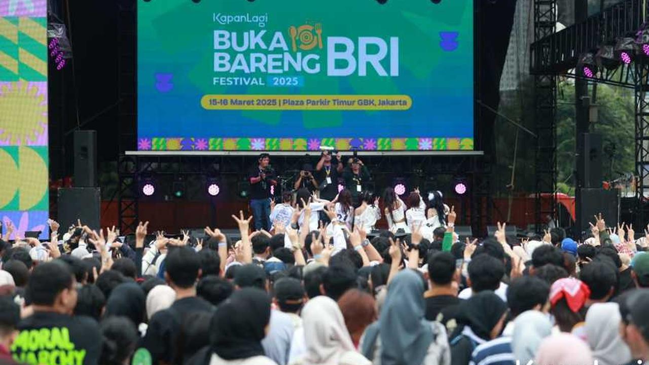 KapanLagi Buka Bareng BRI Festival 2025 Dibuka dengan Penampilan Girlband V1RST, Meriah Penuh Sambutan Penonton!