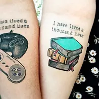 Kamu dan pasanganmu merupakaan geek? Nih, ada inspirasi tato untukmu.