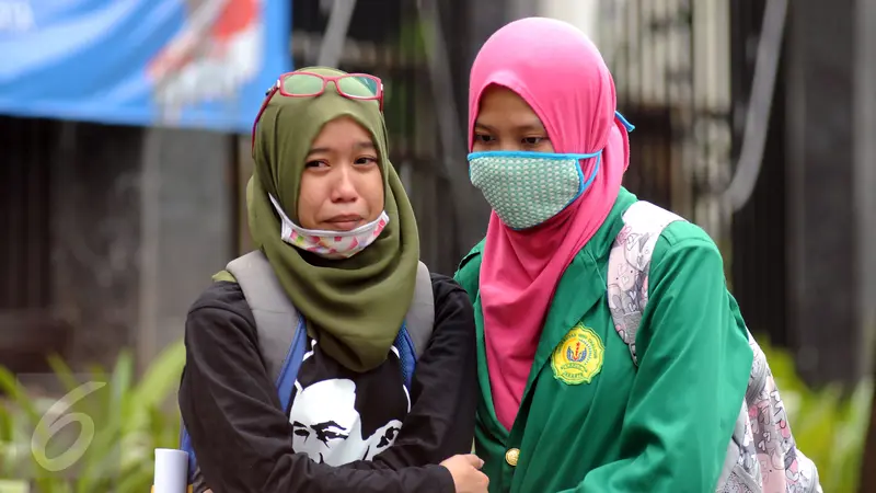 20151007-Dibekukan, Mahasiswa Ibnu Chaldun Gerebek Dirjen Dikti-Jakarta