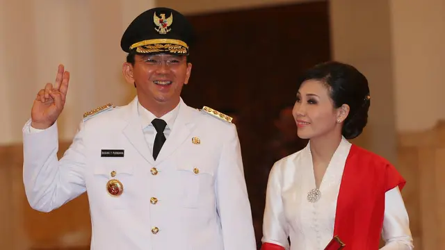 [Bintang] Supaya Nggak Ketahuan Ahok, Veronica Tan Ganti Nama Julianto Tio di Handphone-nya