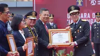 Kemenkumham Beri Penghargaan ke TASPEN sebagai Mitra Kerja Terbaik
