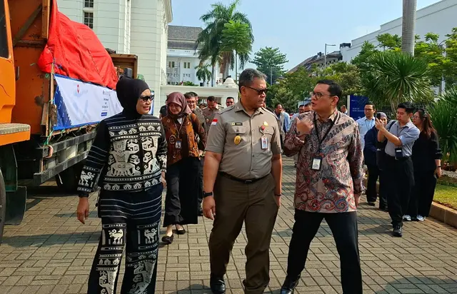 Bank Indonesia (BI) mengirim bantuan logistik bagi korban bencana gempa di Nusa Tenggara Timur (NTT).