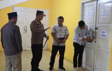 Pastikan Kondisi Logistik Pilkada Aman, Kapolres Pelalawan Cek Gudang Logistik KPU