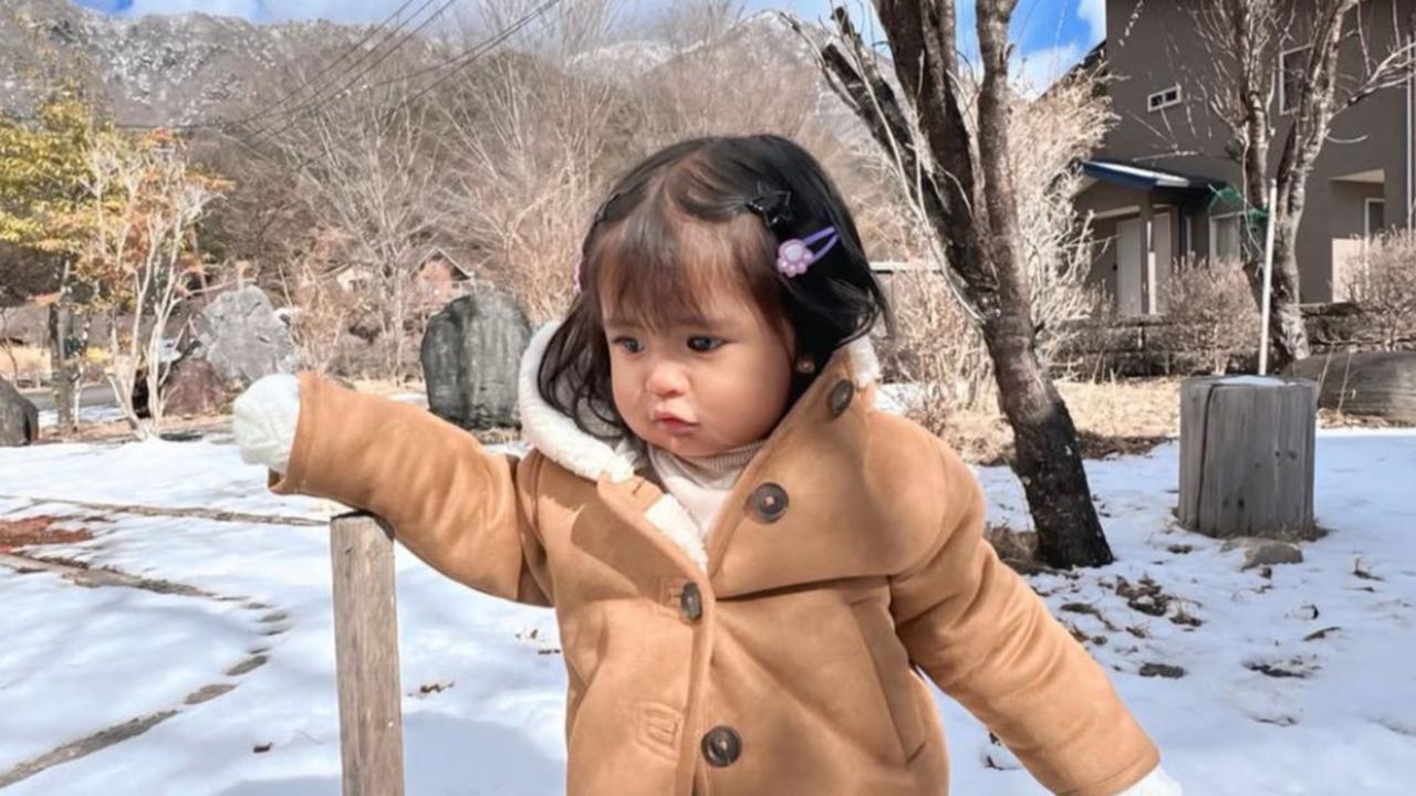 7 Potret Menggemaskan Dek Cunda Anak Bella Bonita dan Denny Caknan Rayakan Ultah ke-1